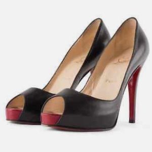 Authentic Christian Louboutin Very Prive in Black Leather Size 36.5